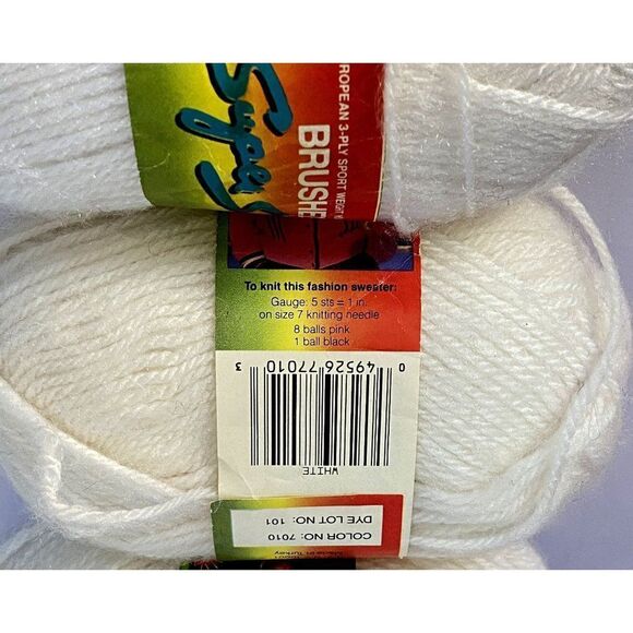 Yarn Lot 4 Skeins Acrylic 1 Pink 3 White Sport Weight - Picture 4 of 5